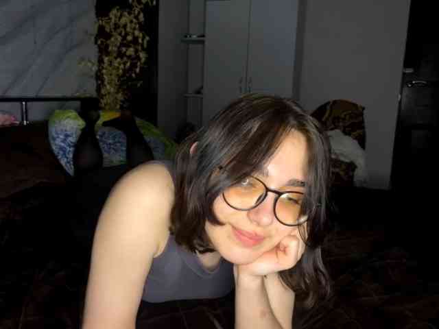 SatinRose webcam