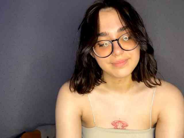 SatinRose webcam