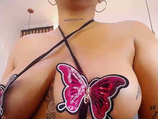 alexaforbes live cam on BongaCams