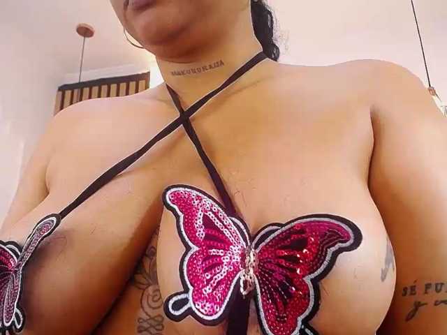 alexaforbes live cam on BongaCams