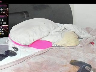 Carolinacoleman26 Porn Show