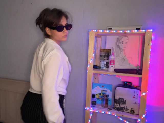 Small Jinny (SmallJinny)