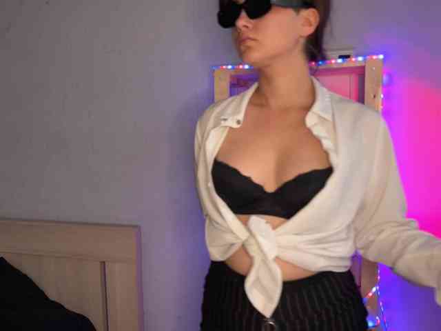 smallJinny webcam