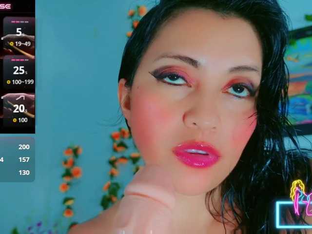 Natashaa- live cam