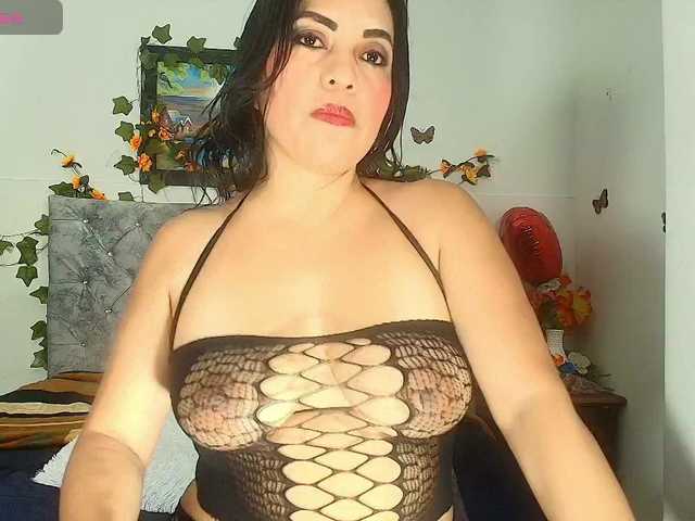 Natashaa- live cam on BongaCams