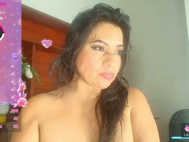 Natashaa- live cam on BongaCams