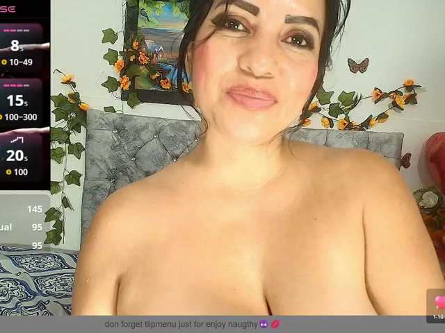 Natashaa- live cam on BongaCams