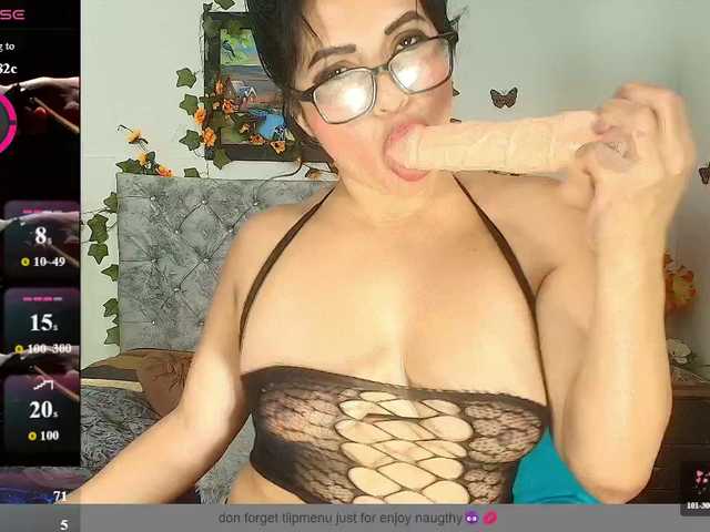 Natashaa- live cam
