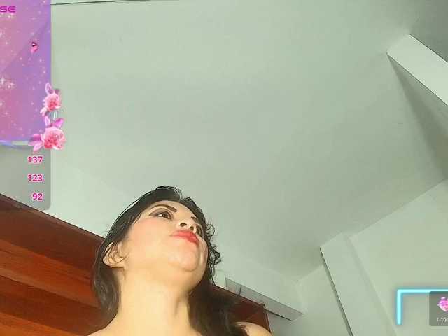 Natashaa- live cam on BongaCams