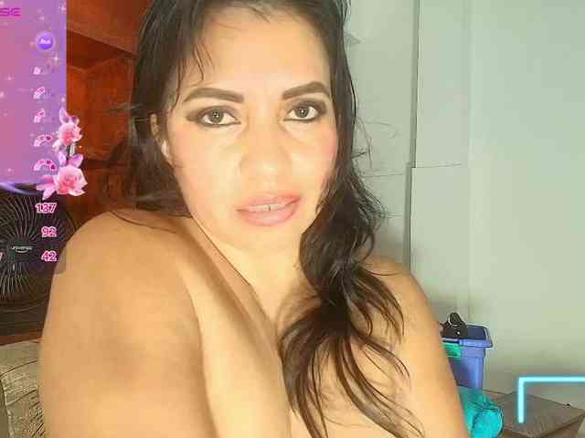 Natashaa- webcam