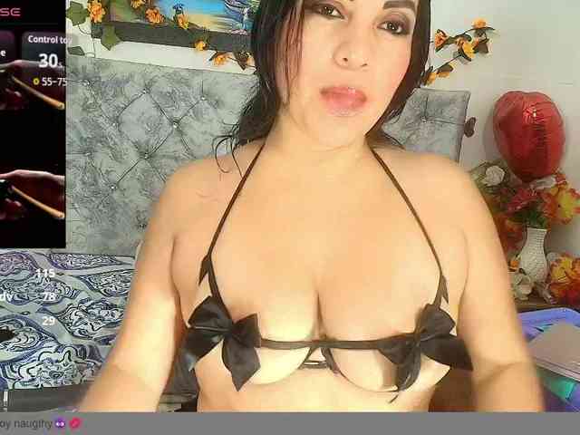 Model: Natashaa-