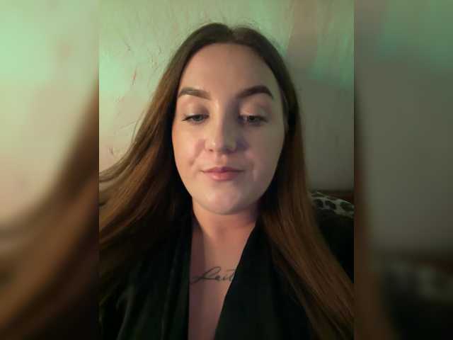 Kisaaac live cam on BongaCams