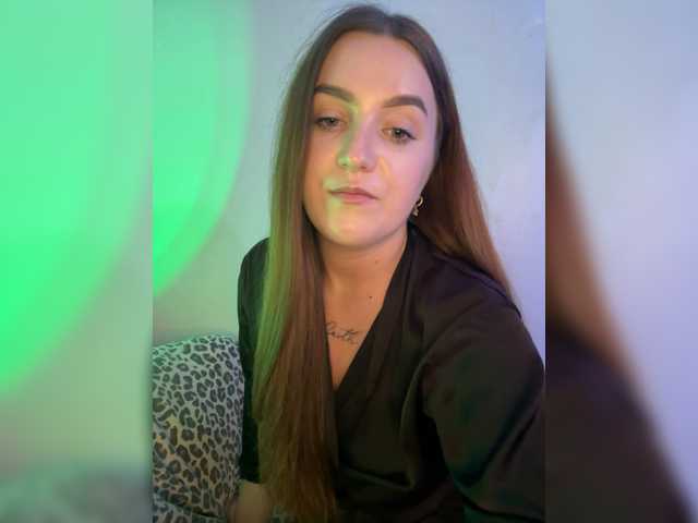 kisaaac live sex
