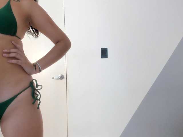Samanthamml live cam on BongaCams
