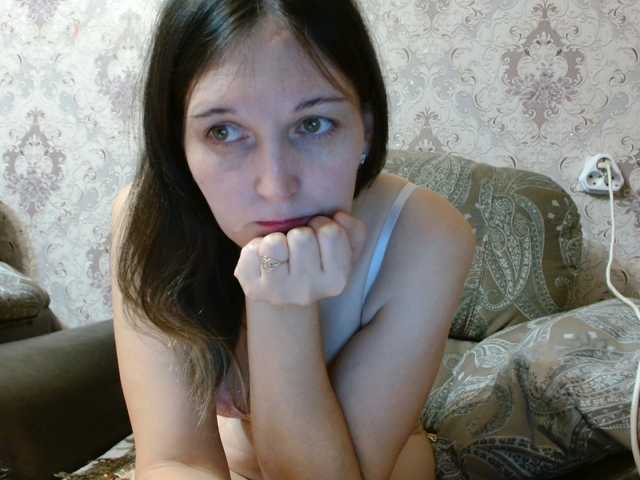 kiskas12 live cam on BongaCams