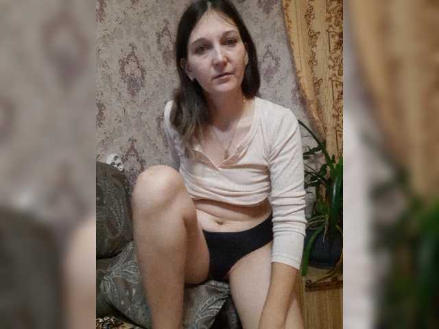 kiskas12 live cam on BongaCams