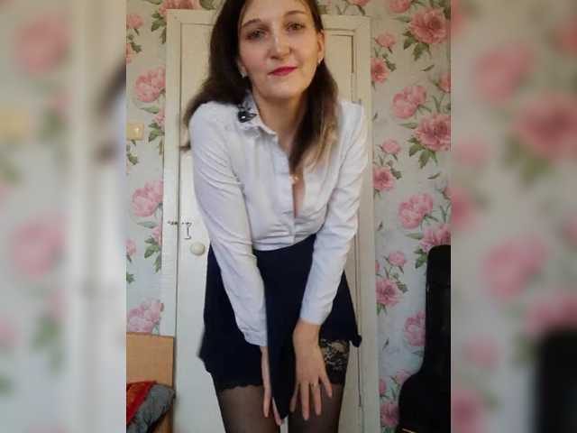 kiskas12 live cam on BongaCams