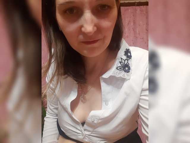 kiskas12 live cam on BongaCams