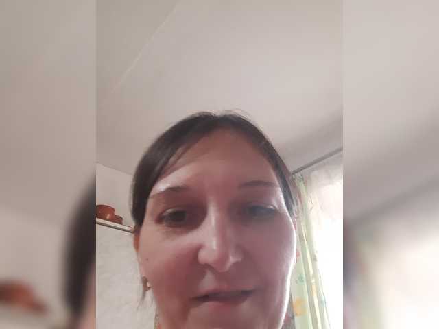kiskas12 live cam on BongaCams