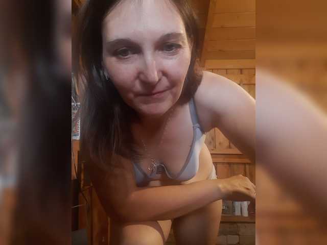 kiskas12 live cam on BongaCams