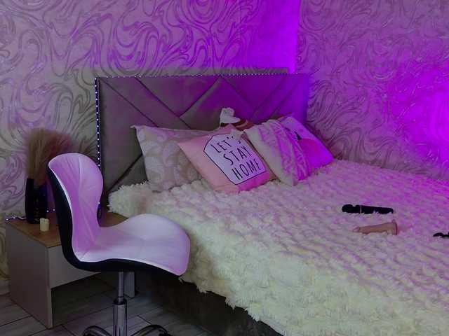 MilaSweety1 live cam on BongaCams