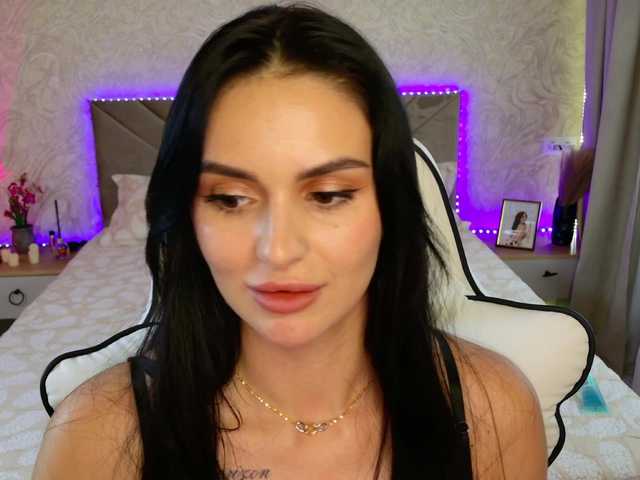 MilaSweety1 live cam on BongaCams