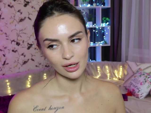 MilaSweety1 live webcam show