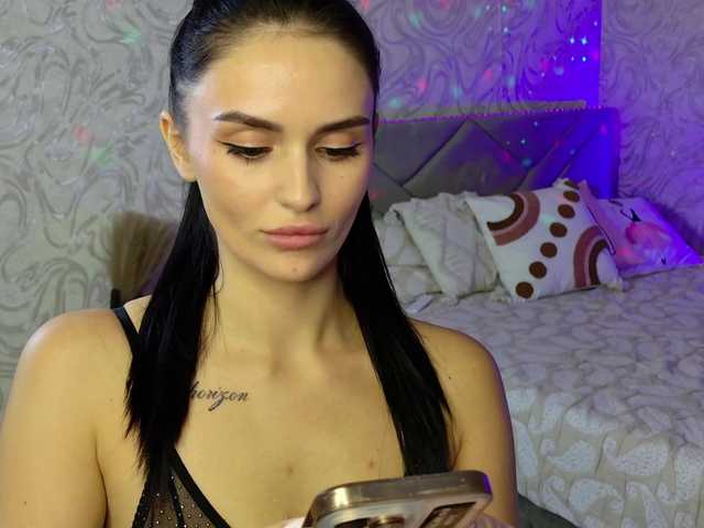 MilaSweety1 live webcam show
