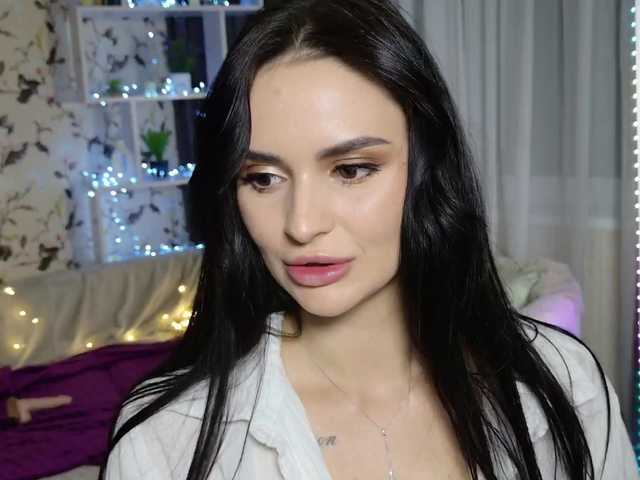 MilaSweety1 live cam preview