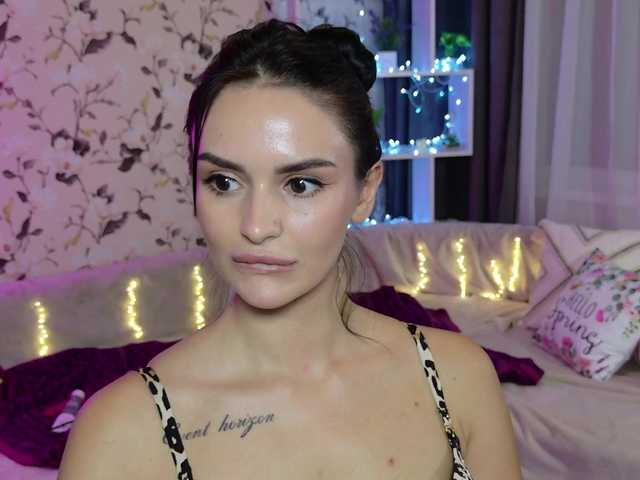 MilaSweety1 live webcam show