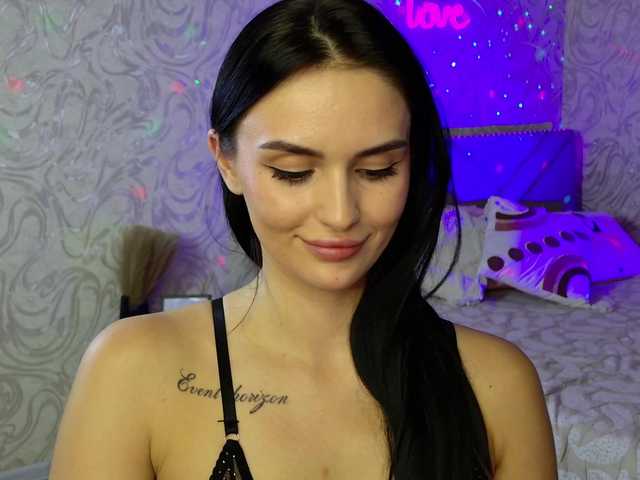 MilaSweety1 live webcam show