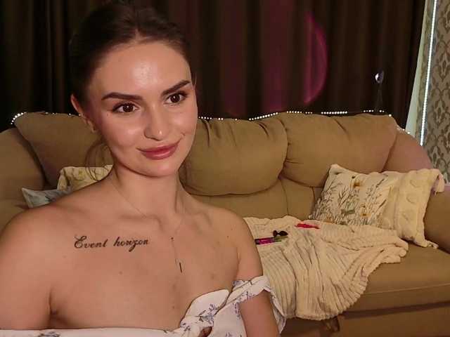 MilaSweety1 live cam on BongaCams