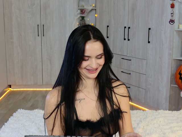 MilaSweety1 live cam on BongaCams