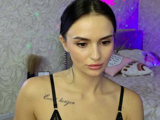 MilaSweety1 live webcam show