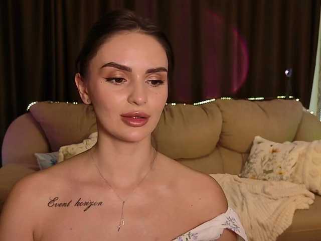 MilaSweety1 live cam on BongaCams