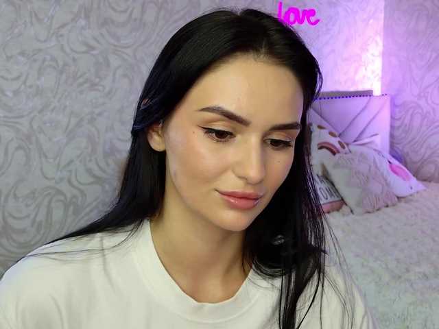 MilaSweety1 live cam on BongaCams