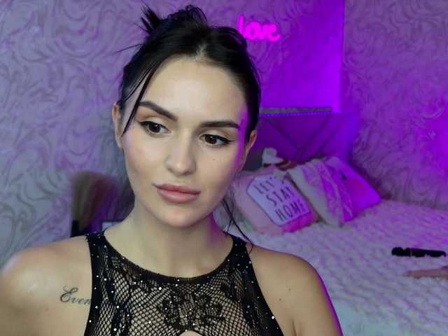 MilaSweety1 live cam on BongaCams