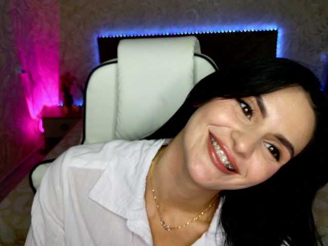 MilaSweety1 live cam on BongaCams