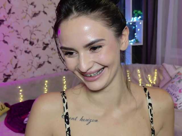 MilaSweety1 live cam on BongaCams