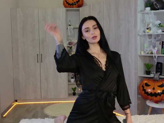 MilaSweety1 live cam preview