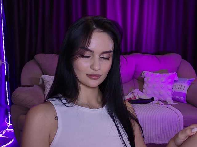 MilaSweety1 live cam on BongaCams