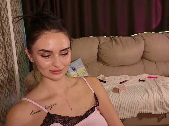 MilaSweety1 live cam on BongaCams