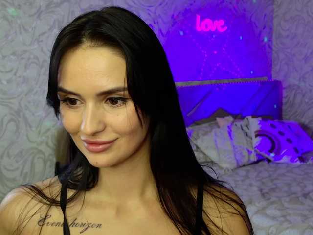 MilaSweety1 live cam on BongaCams