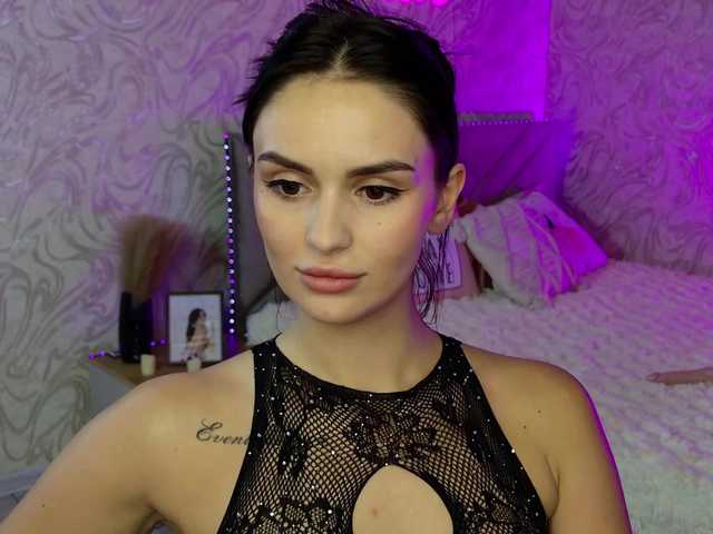 MilaSweety1 live cam on BongaCams