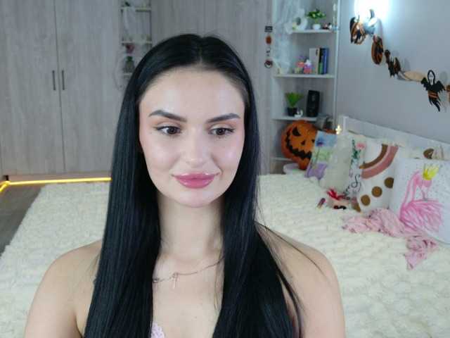 MilaSweety1 live cam on BongaCams
