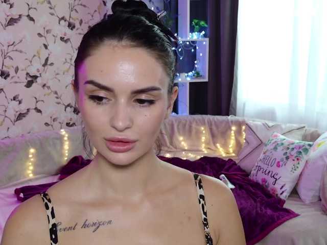 MilaSweety1 live cam on BongaCams