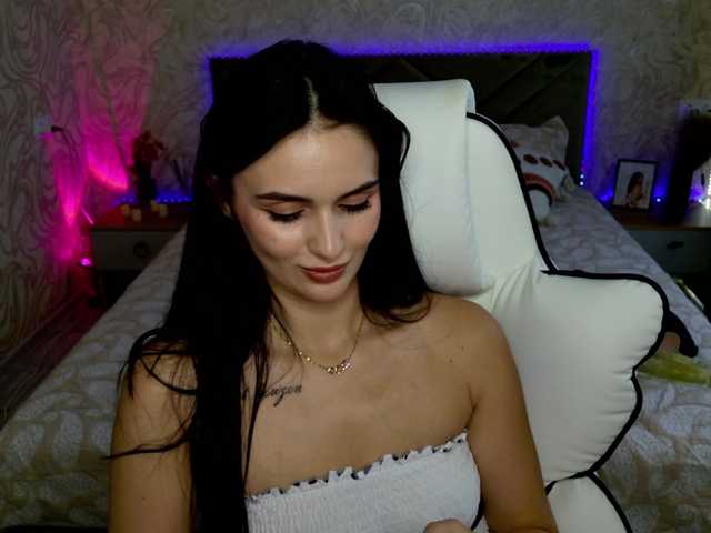 MilaSweety1 live cam on BongaCams