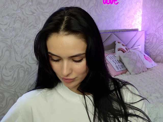 MilaSweety1 live cam on BongaCams
