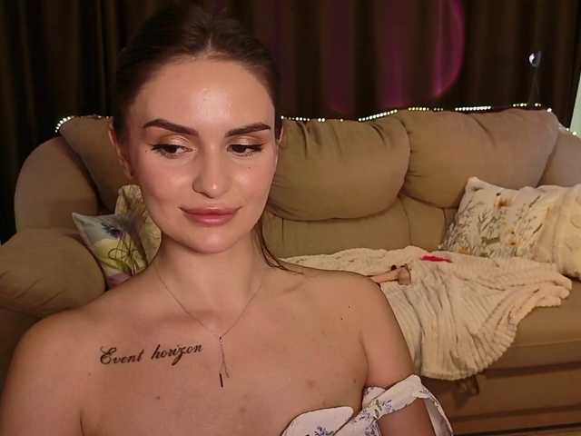 MilaSweety1 live cam on BongaCams