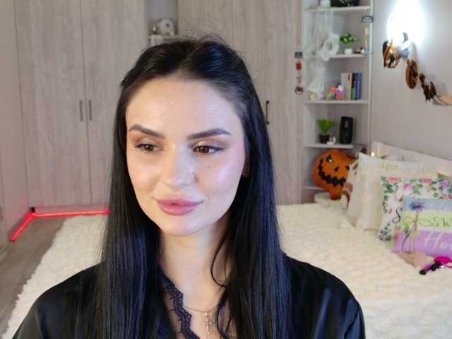 MilaSweety1 live cam on BongaCams